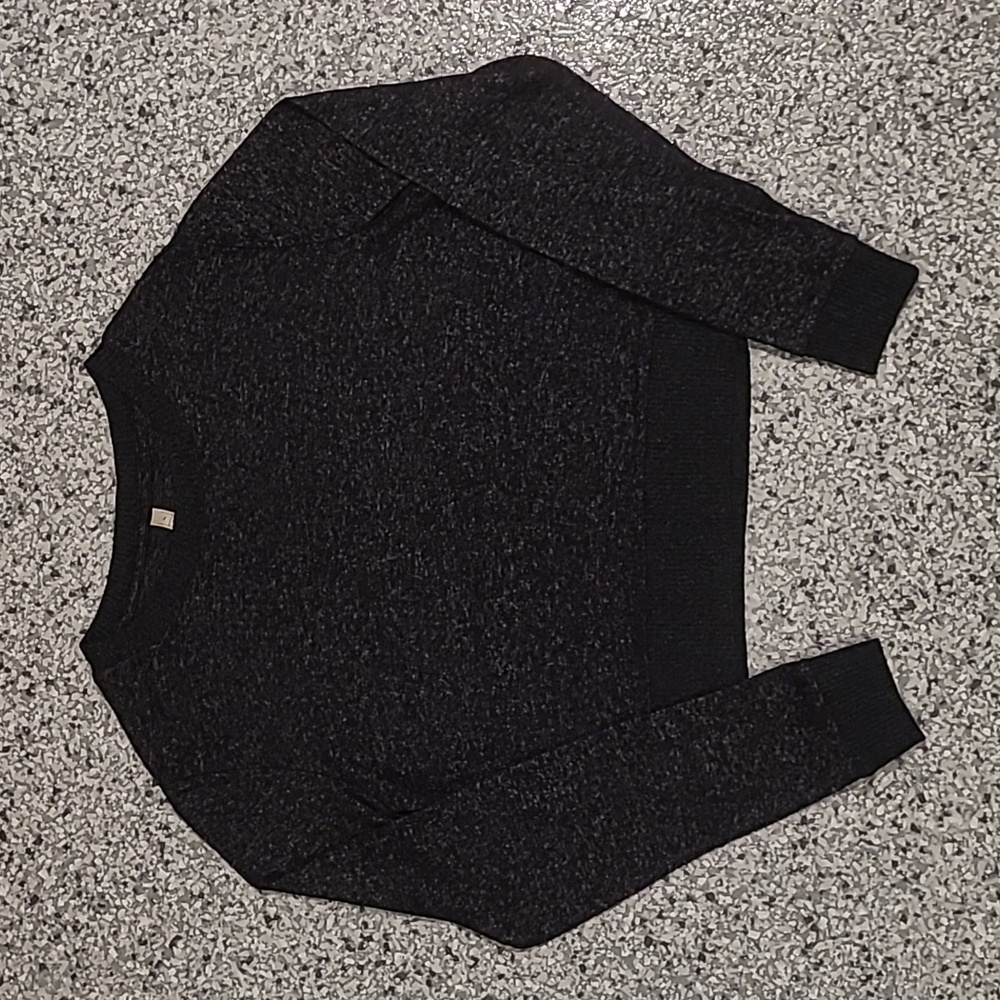 LLD Cropped Sweater Size Small